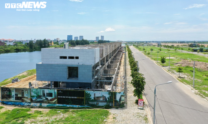 Đà Nẵng 'chốt' số phận khu biệt thự ven sông Cổ Cò từng bị thu hồi giấy phép - 1