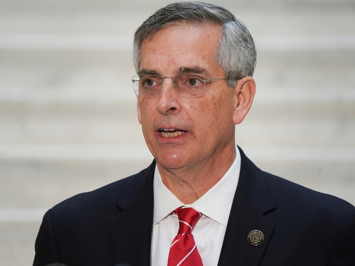 Quan chức bầu cử Georgia bị ép nghe điện thoại của Tổng thống Trump - 1