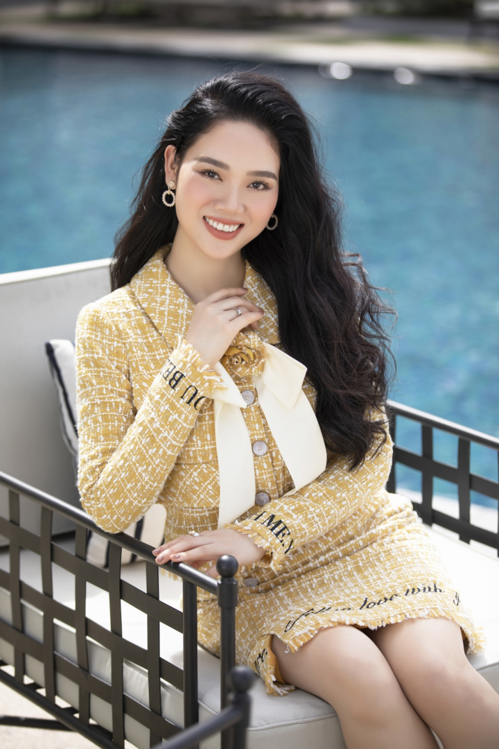 Vẻ đẹp căng tràn, quyến rũ của Hoa hậu Mai Phương ở tuổi U40 - 12
