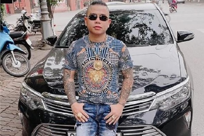 Truy tìm kẻ nổ súng bắn xe chở 'thánh chửi' Dương Minh Tuyền - 1