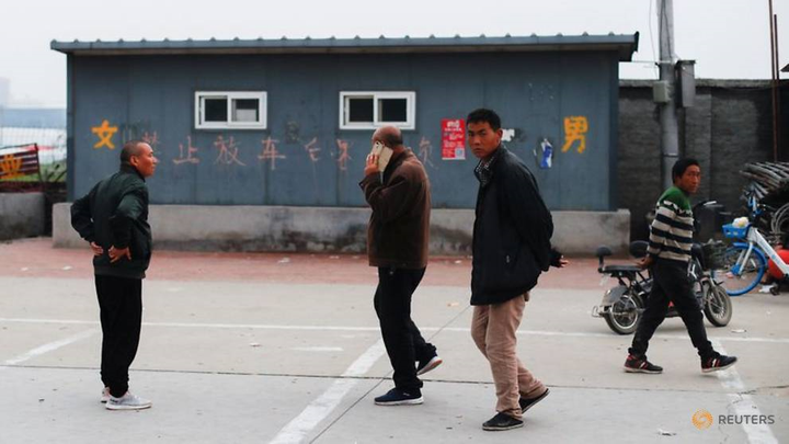 40 ca COVID-19 không triệu chứng, tỉnh sát với Bắc Kinh vào 'chế độ thời chiến' - 1