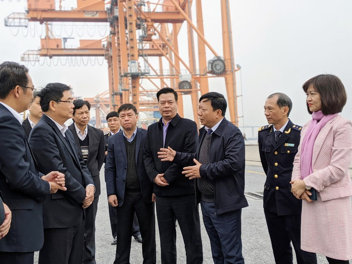 Đoàn nghiên cứu, khảo sát của Ban Kinh tế Trung ương làm việc tại Hải Phòng - 3