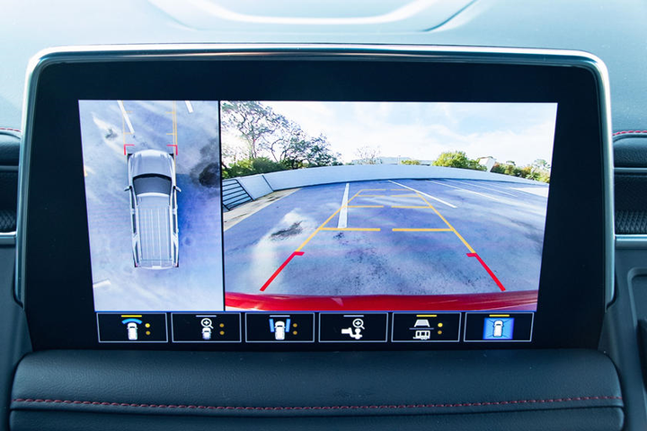 Những tính năng tốt nhất của Chevrolet Tahoe 2021 - 12