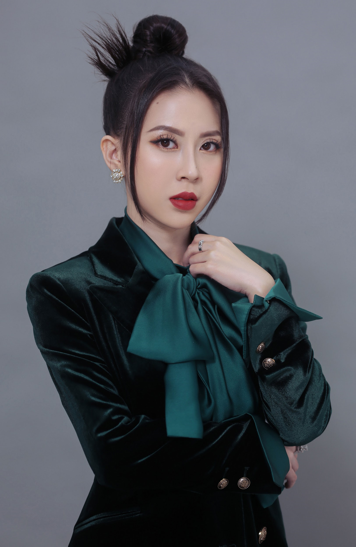 Master Hương Trà và Kỹ thuật điêu khắc chân mày độc quyền MagicBrows - 3