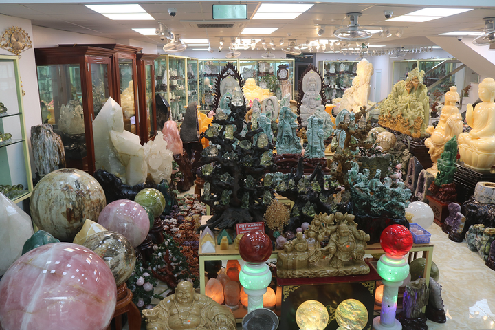 Lý giải sức hút từ thương hiệu Đá quý Mừng Chám - 4