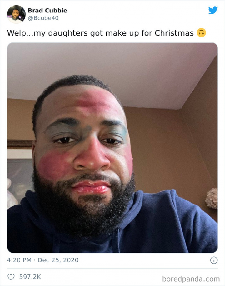 Cười đau bụng xem các ông bố bị con gái lôi ra trang điểm lòe loẹt - 2