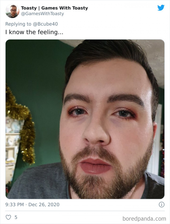 Cười đau bụng xem các ông bố bị con gái lôi ra trang điểm lòe loẹt - 8