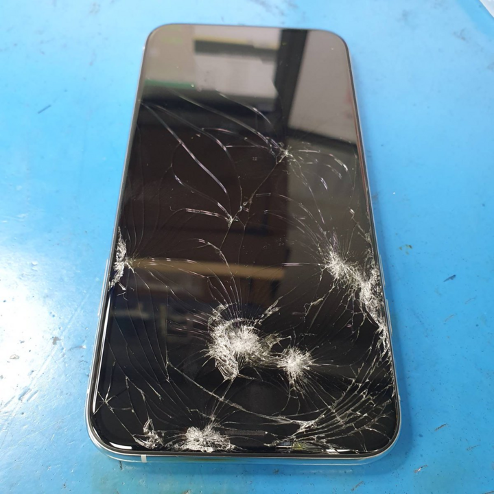 Mua iPhone cũ cuối năm, người dùng cần lưu ý gì? - 1