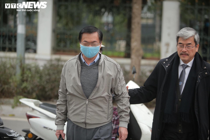 Sắp mở lại phiên toà xét xử cựu Bộ trưởng Công Thương Vũ Huy Hoàng - 1