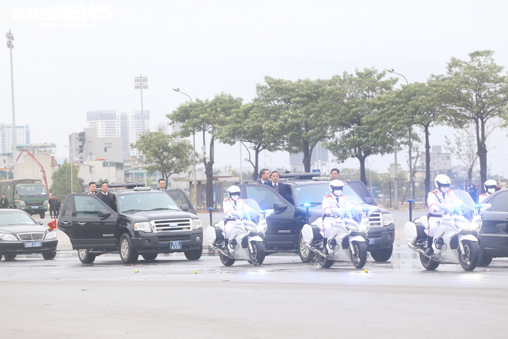 Công an, bộ đội diễn tập chống khủng bố bảo vệ Đại hội XIII của Đảng - 6