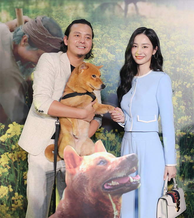Vợ chồng Tăng Thanh Hà sánh đôi đi xem phim - 12
