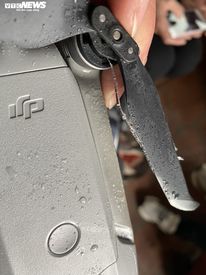 Ảnh: Du khách đổ xô ngắm băng giá kỳ thú ở vùng núi phía Bắc - 17