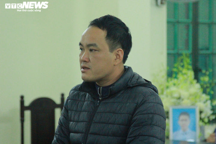 Xe chở rác chạy giờ cấm tông chết nam sinh: Tài xế bị đề nghị đến 36 tháng tù - 2