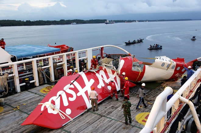 Lại là máy bay Boeing 737 rơi ở Indonesia - 2