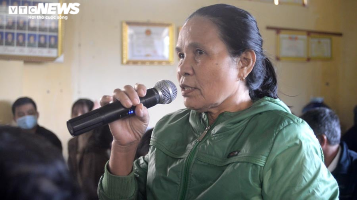 Dân ‘xin’ nhà máy thép Hòa Phát Dung Quất dừng xả mùi khét lẹt để đón Tết - 1