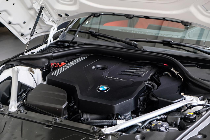 BMW Z4 - huyền thoại mui trần ra mắt tại Việt Nam - 14