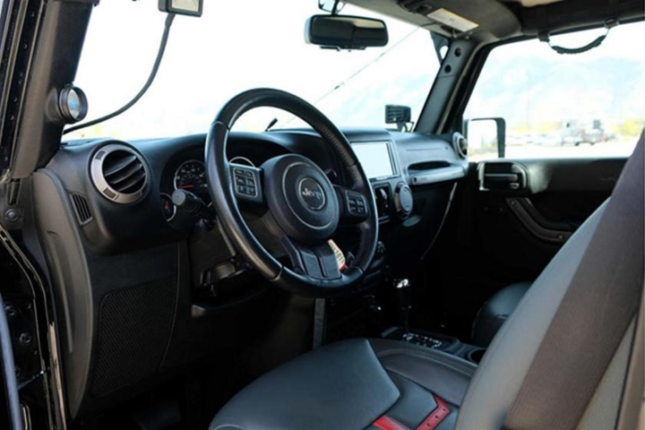 Cận cảnh Jeep Wrangler bản độ địa hình hiệu suất cao - 6