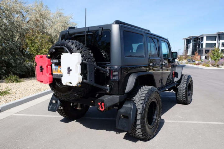 Cận cảnh Jeep Wrangler bản độ địa hình hiệu suất cao - 3