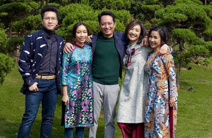 Diva Mỹ Linh kỷ niệm 23 năm ngày cưới, khoe vẫn chung một giường - 9