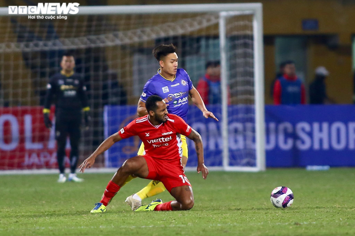 Ghi bàn giúp Hà Nội FC vô địch, Việt Anh chiếm vị trí của Đình Trọng, Duy Mạnh? - 2