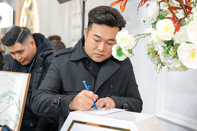 Công Lý cùng tân nương đến mừng đám cưới MC Thuỳ Linh - 5