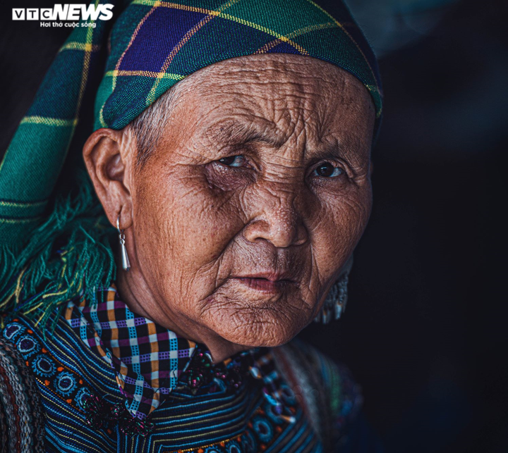 Ấn tượng phụ nữ vùng cao Tây Bắc qua loạt ảnh chân dung của NAG Khang Chu Long - 4