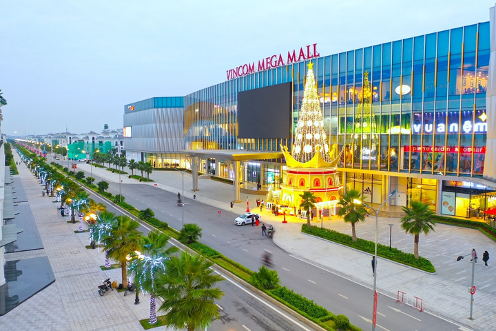 Trải nghiệm mùa đông đầu tiên tại 'Thành phố biển hồ' giữa lòng Hà Nội - 4