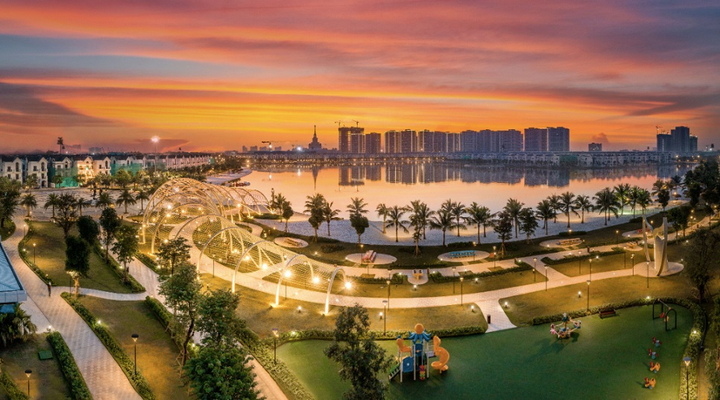 Trải nghiệm mùa đông đầu tiên tại 'Thành phố biển hồ' giữa lòng Hà Nội - 6