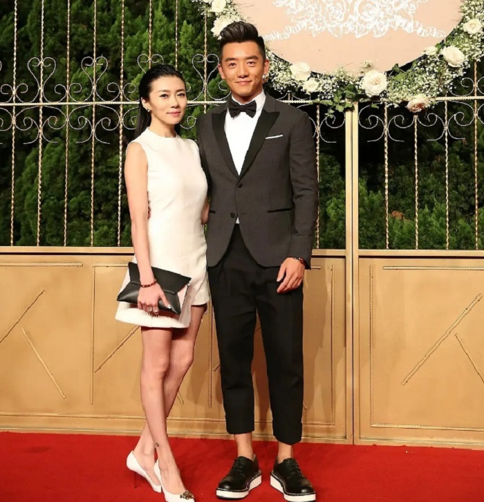 Ba cặp đôi đi ăn cưới của Huỳnh Hiểu Minh đều ly hôn ồn ào - 6