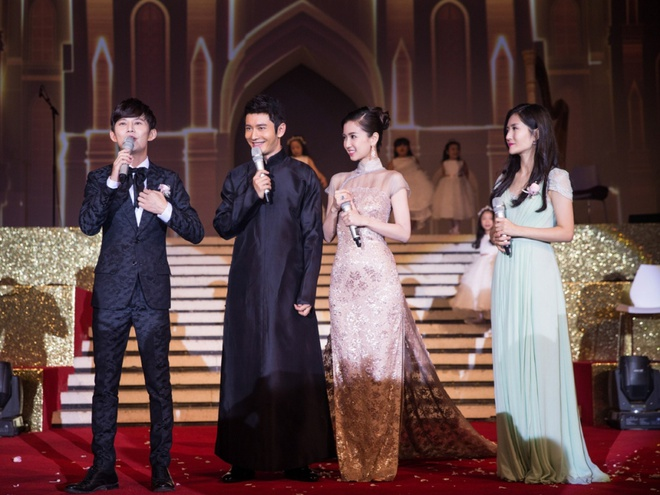 Ba cặp đôi đi ăn cưới của Huỳnh Hiểu Minh đều ly hôn ồn ào - 1