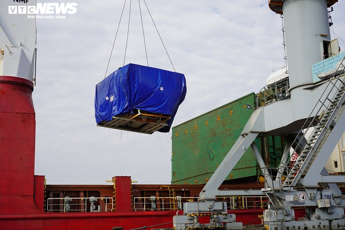 Ảnh: Robot đào hầm dự án đường sắt Nhổn - ga Hà Nội cập cảng Hải Phòng - 1