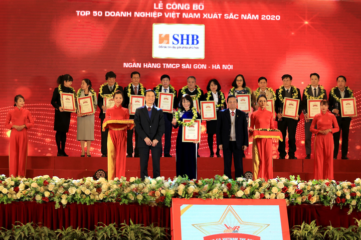SHB lọt Top 50 doanh nghiệp xuất sắc nhất Việt Nam - 1