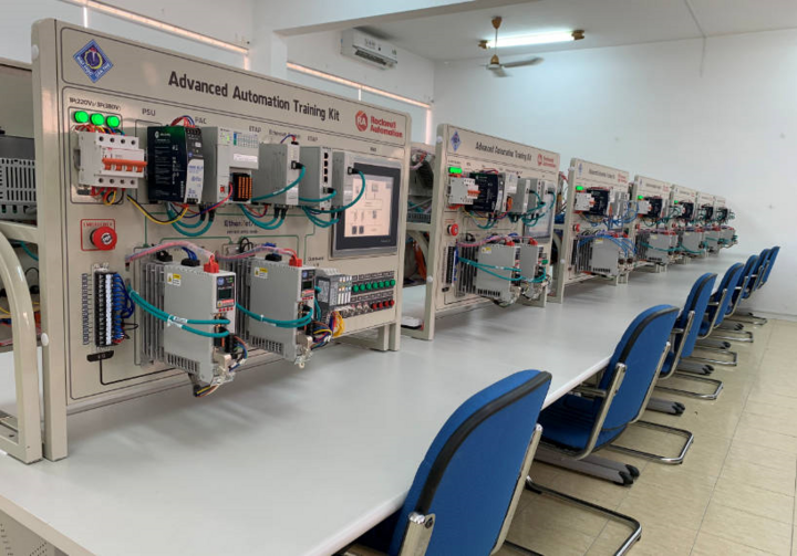 Đại học Cần Thơ sở hữu phòng thí nghiệm tự động hóa hiện đại nhất Việt Nam - 1