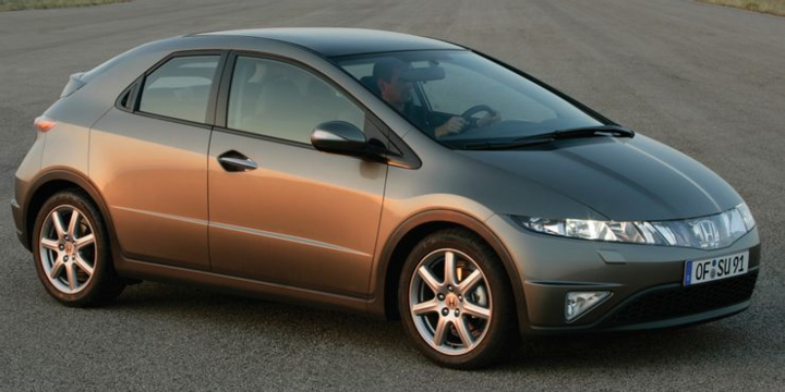 Những mẫu xe có thiết kế hiện đại vượt thời gian - 9