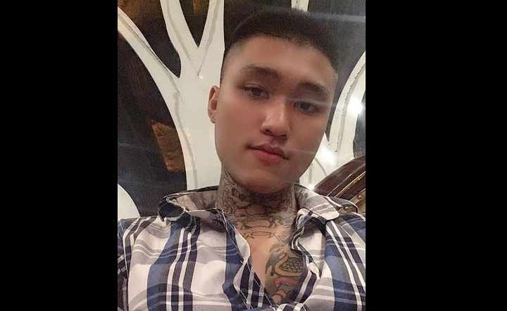 Từ chối uống rượu, nam thanh niên bị chém gục trên phố Hà Nội - 1