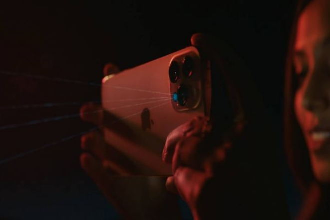 Tiết lộ iPhone 13: Thiết kế tai thỏ, độ dày có thể tăng thêm 0,26mm - 3