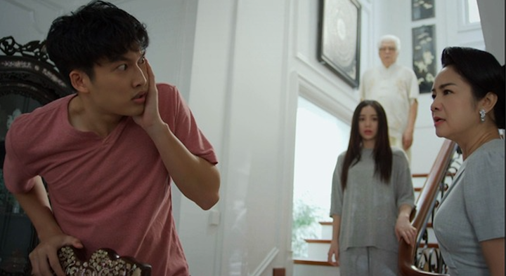 Hướng dương ngược nắng tập 14: Bà Cúc dạy dỗ mẹ con tiểu tam Diễm Loan - 1