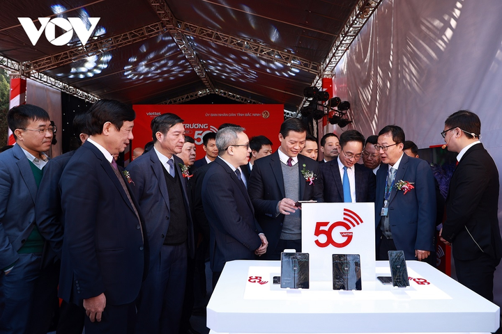 Bắc Ninh khai trương mạng 5G đầu tiên tại khu công nghiệp - 4