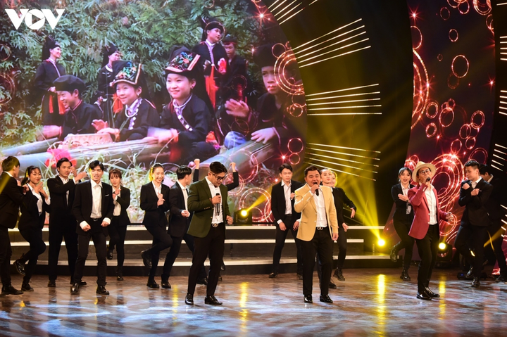 VOV giành 5 giải thưởng tại giải báo chí Búa liềm vàng - 11