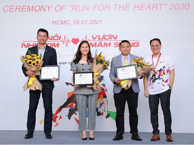 Trên 3 tỷ đồng được quyên góp từ chương trình ‘Chạy vì trái tim 2020’ - 3