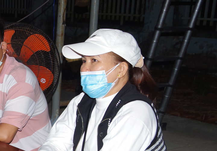 Người phụ nữ về nước đầu thú tại khu cách ly tập trung sau 9 năm bị truy nã - 1