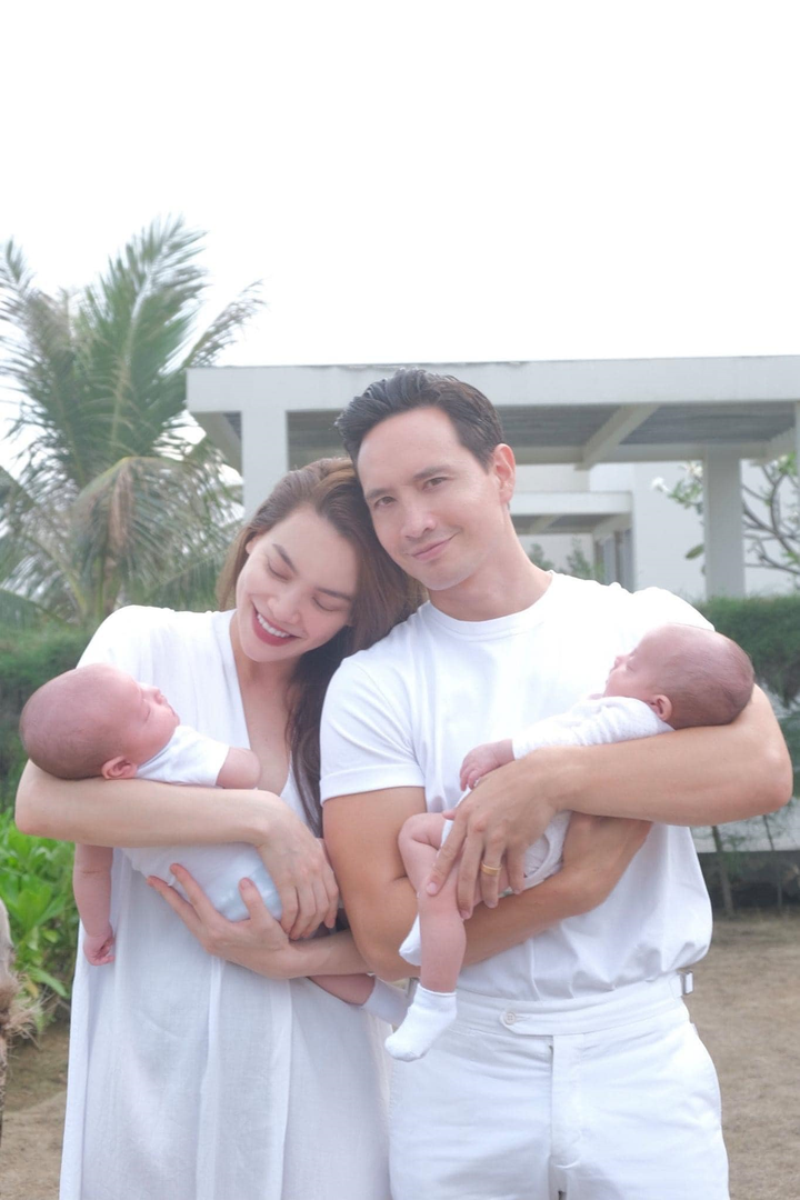 Ngắm cặp song sinh đáng yêu của Hồ Ngọc Hà - Kim Lý - 1