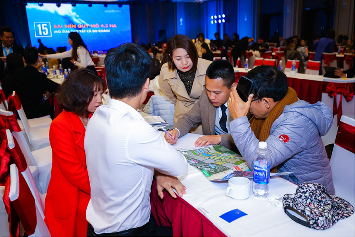 Giới đầu tư Hải Phòng 'phải lòng' 'siêu' thành phố Grand World Phú Quốc - 1