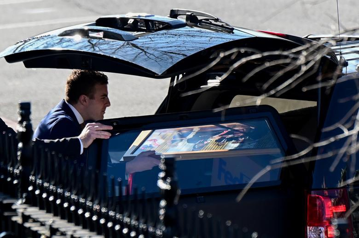 Nhà Trắng bận rộn chuyển đồ những ngày cuối nhiệm kỳ của ông Trump - 5