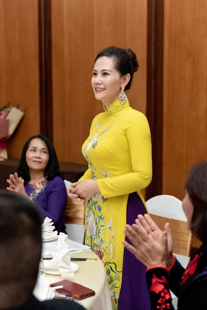 Nghệ nhân ẩm thực Hoàng Minh Hiền được trao chứng nhận UNESCO - 2