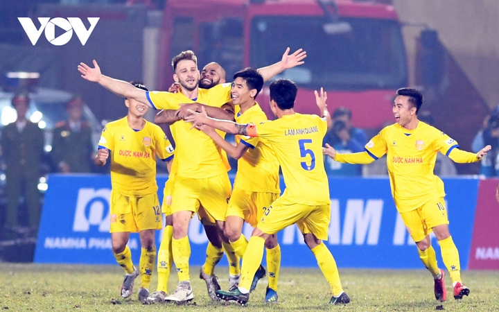 Nam Định 'đè bẹp' Hà Nội FC: Khi Thiên Trường trở thành thiên đường - 2