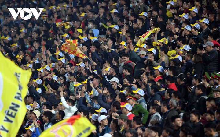 Nam Định 'đè bẹp' Hà Nội FC: Khi Thiên Trường trở thành thiên đường - 1