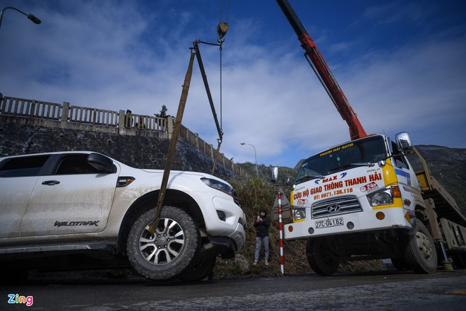 Tài xế cần làm gì khi đi trong sương mù, mặt đường đóng băng? - 1