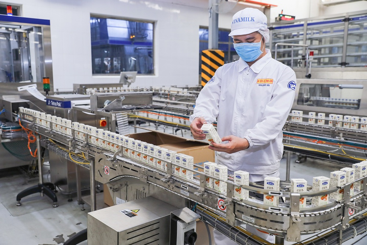 'Xông đất' 2021, Vinamilk xuất lô hàng lớn đi Trung Quốc - 3