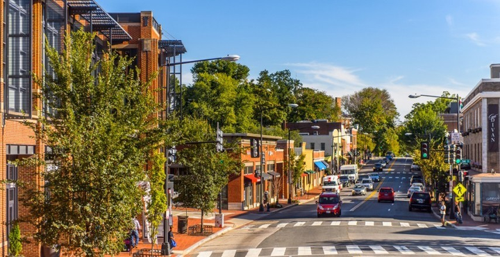 Vì sao người lắm tiền quyết không muốn mua nhà mặt đường? - 1